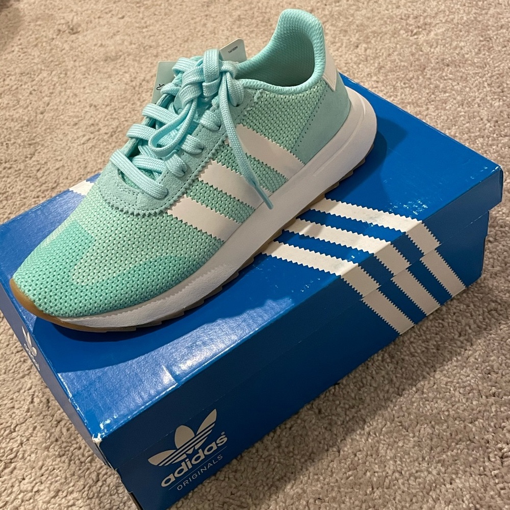 New Adidas FLB Runner W